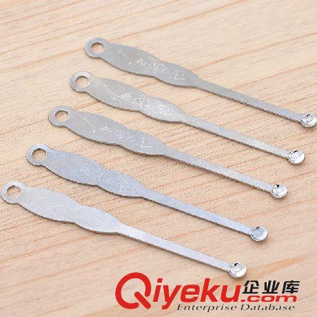 廠家直供批發不銹鋼金屬挖耳勺 生活小用品 帶鑰匙孔耳扒 潔耳器原始圖片2