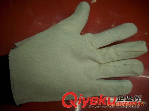 供應(yīng)全棉全里36道優(yōu)質(zhì)帆布手套 量大從優(yōu)