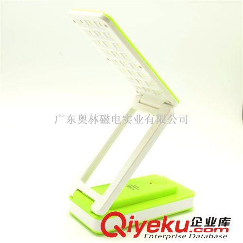 可愛 卡通臺燈 卡西貓 創(chuàng)意學習辦公護眼臺燈 LED充電臺燈原始圖片3