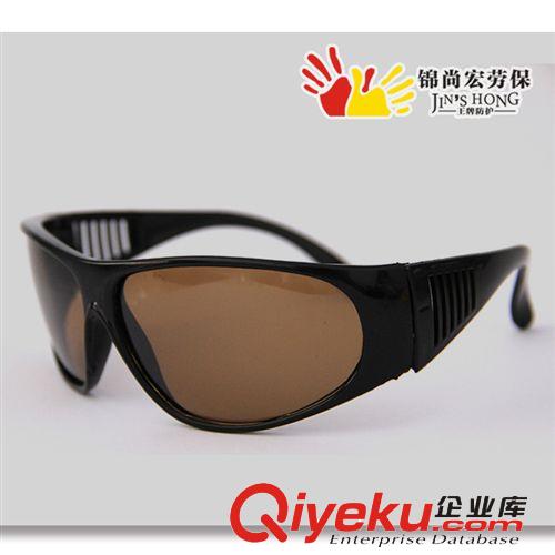 廠家直銷電焊防護(hù)眼鏡 護(hù)目鏡批發(fā) 勞保防護(hù)眼鏡 茶色平光鏡