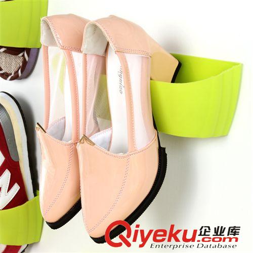 YZ045 立體掛式鞋架墻 創(chuàng)意壁式粘貼鞋架 立體式組合DIY鞋架原始圖片2