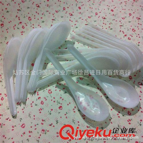 一次性湯勺 中號(hào)勺子常用飯勺調(diào)羹塑料勺子塑料 外賣湯勺批發(fā)原始圖片2