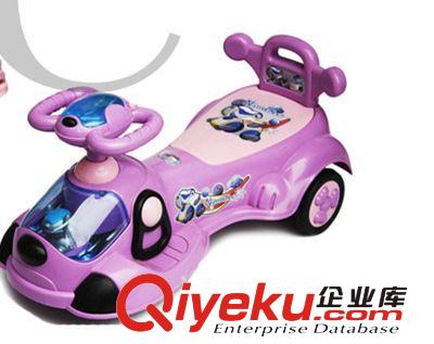 童車批發超酷太空狗造型扭扭車滑行車330原始圖片2