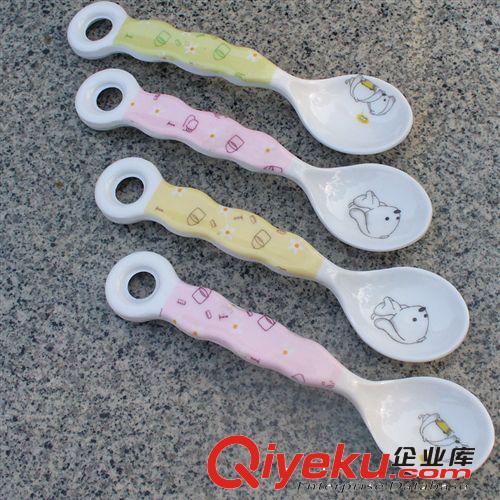 嬰幼兒用品寶寶餐具兒童塑膠勺子安全湯匙兒童碗吃飯勺環柄小勺原始圖片2