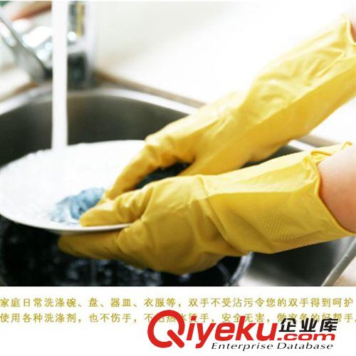 家務(wù)清潔保暖手套 防水植絨洗碗洗車手套 加長加絨橡膠手套批發(fā)