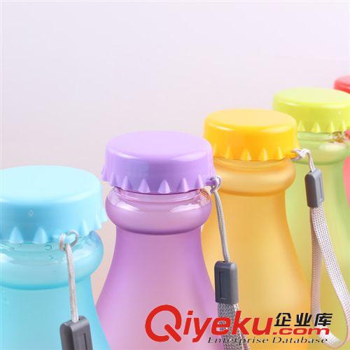 糖果色摔不破汽水瓶 塑料磨砂密封水壺批發(fā) 便攜運(yùn)動水杯550ml原始圖片3