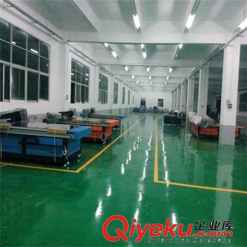 鋼化玻璃家具裝飾打印機(jī) 手把手教您技術(shù) 背景墻上打印圖案的機(jī)器