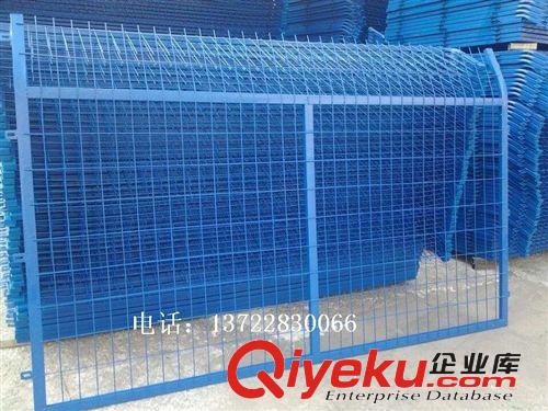 廠家供應(yīng)護(hù)欄網(wǎng) 小區(qū)圍欄 廠區(qū)護(hù)欄網(wǎng) 車間隔離柵