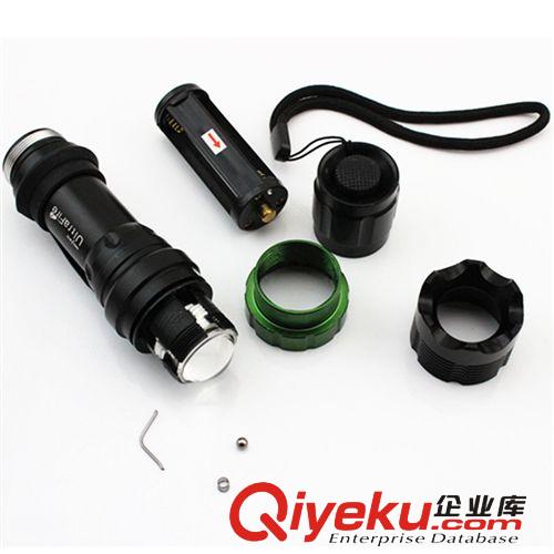 強(qiáng)光手電筒CREEQ5XPE無級(jí)旋轉(zhuǎn)變焦調(diào)光手電筒機(jī)械調(diào)焦手電LED電筒原始圖片3
