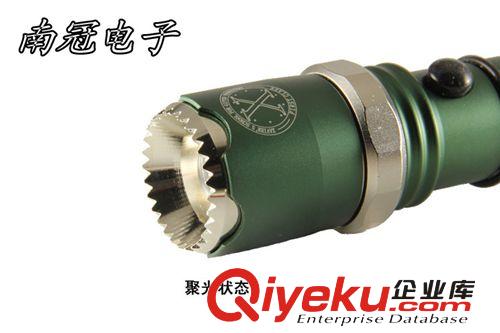 廠家提供 新款X-CREE強光手電筒 戶外照明LED強光手電筒批發原始圖片3