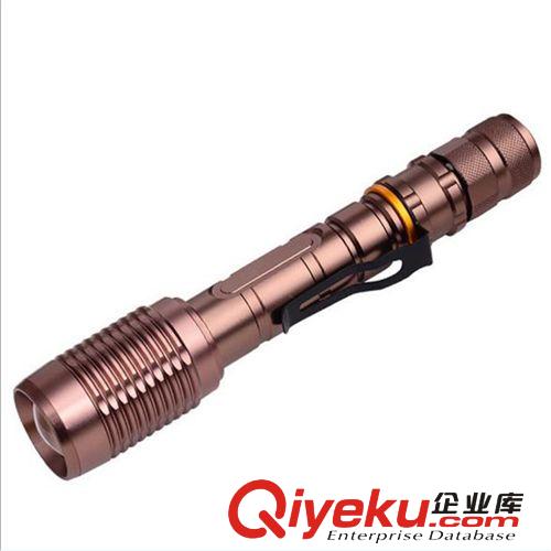 zp直銷強(qiáng)光手電筒充電手電筒 兩節(jié)進(jìn)口T6 LED手電旋轉(zhuǎn)變焦遠(yuǎn)射