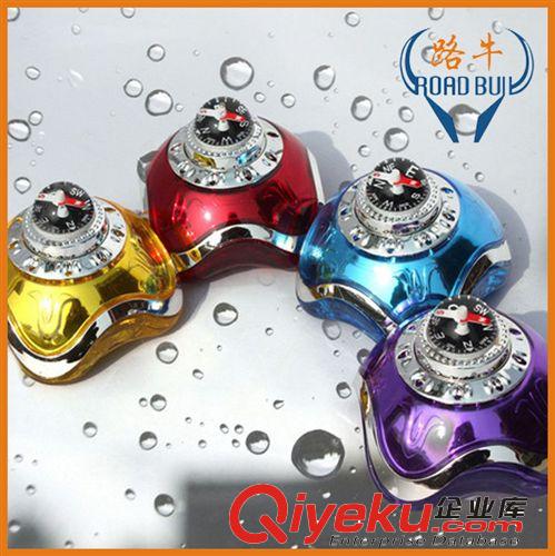 廠家供應(yīng)  綠盒綠瓶汽車香水 汽車香水座50ml 補(bǔ)充液  tj批發(fā)