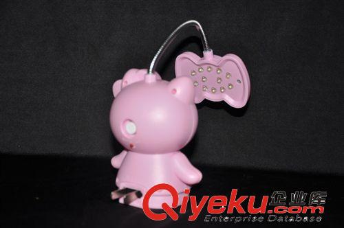 廠家直銷(xiāo)12LED Hello Kitty 新奇特可愛(ài)小貓咪塑料充電臺(tái)燈原始圖片3