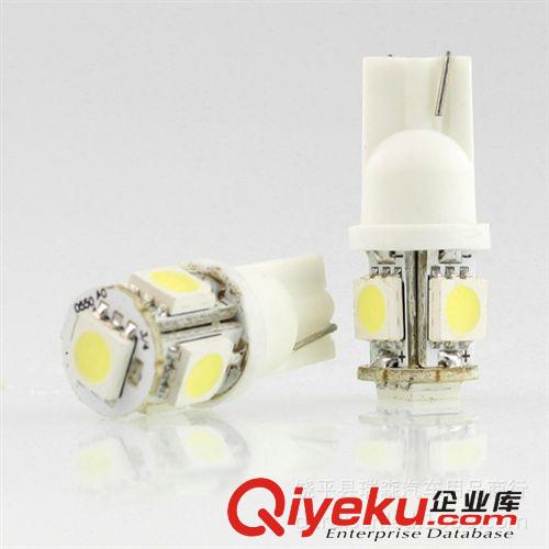 汽車LEDT10 5SMD 5050燈珠10-12LM 閱讀燈 牌照燈  儀表燈 批發(fā)