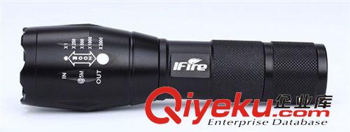 廠家直銷 IFire 823 強(qiáng)光 T6 led 充電 強(qiáng)光 遠(yuǎn)射 調(diào)焦 戶外騎行