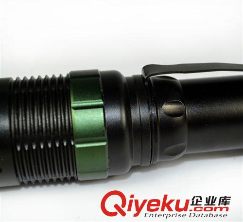LED鋁合金CREE大功率筆夾筆扣設(shè)計帶指揮棒攻擊頭平頭強光手電筒原始圖片3