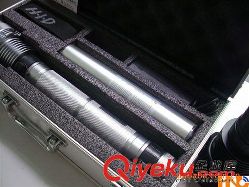 Cool爽價(jià)-大量供應(yīng)60W兩檔強(qiáng)光HID手電筒原始圖片3