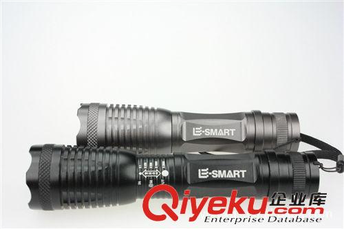 供應(yīng)神火T6強(qiáng)光手電筒T6強(qiáng)光18650變焦手電筒充電原始圖片2