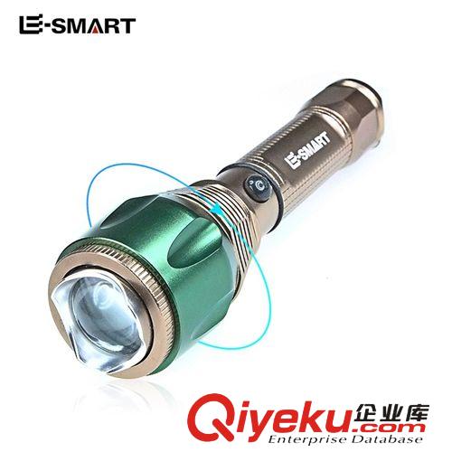 調(diào)焦充電手電筒XML-T6 強(qiáng)光手電筒T6 調(diào)光手電 T6變光手電雷錘X1