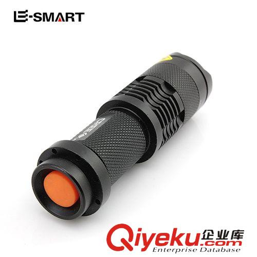 神火變焦迷你 sk68 強(qiáng)光 手電筒 進(jìn)口LED Q5 AA5號(hào) 3檔 工廠批發(fā)