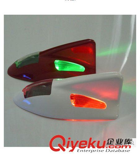 供應(yīng)第三代太陽(yáng)能防水防追尾警示燈天線 汽車(chē)鯊魚(yú)鰭天線原始圖片2
