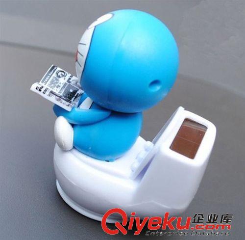 太陽(yáng)能公仔哆啦A夢(mèng)汽車飾品擺件機(jī)器貓搖頭娃娃 馬桶叮當(dāng)貓?jiān)紙D片3
