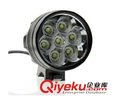 批發最亮7核T6最亮單車前燈超亮單車前燈套裝騎行裝備廠家直銷