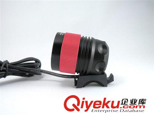自行車燈 T6/U2旋轉(zhuǎn)調(diào)焦變焦車前燈 戶外騎行裝備配件單車燈原始圖片2