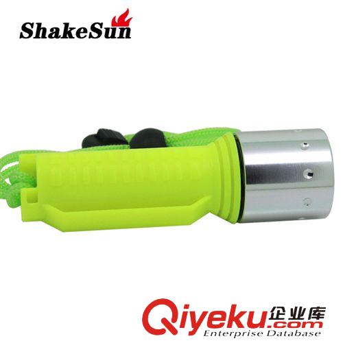 廠家直銷 T6潛水專用手電筒 強光磁控開關塑料潛水手電筒原始圖片3