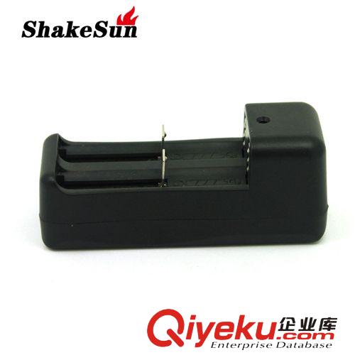 廠家直銷 zp南孚環(huán)高雙槽18650{wn}充電器 充滿自停充電器原始圖片3