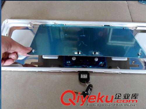 不銹鋼托盤快開帶鎖車牌框 內(nèi)藏鑰匙車牌架 可拆卸車牌托外飾改裝原始圖片3