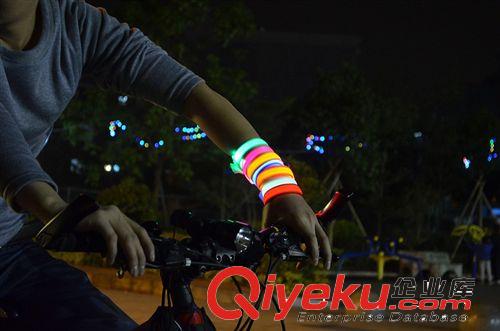 發光手腕帶 夜店助威道具 酒吧用品 LED閃光時尚手臂帶 廠家直銷原始圖片3