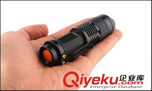 CREE 調(diào)光迷你強(qiáng)光手電筒 兩用電源 伸縮變焦 工廠直銷原始圖片2