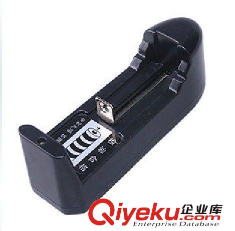 自停智能{wn}充電器 適合多種類電池18650 14500鋰電池充電器