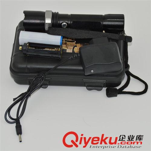 T-10 調(diào)焦強光LED手電筒 CREE-XPE 批發(fā) 爆款 套裝17元驚爆價原始圖片3