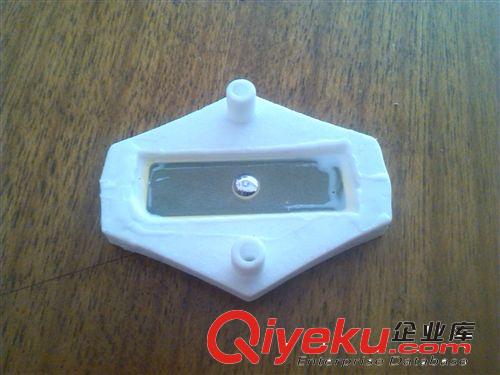 供應(yīng)臭氧片陶瓷底座
