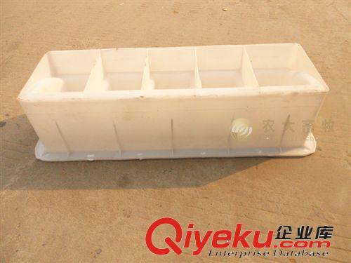 仔豬料槽塑料模具 小豬料槽模具5豬位模具原始圖片2