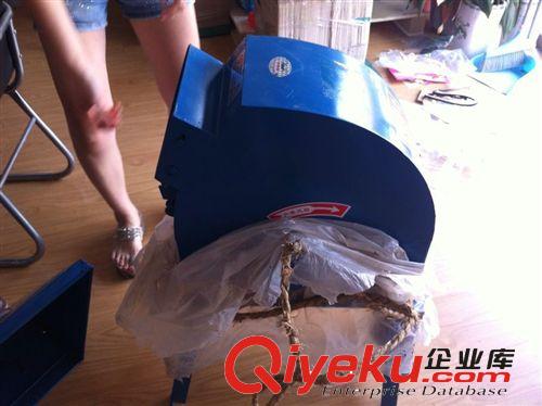 連云港市化工原料粉碎機(jī) {gx}率大產(chǎn)量粉碎機(jī) 新型家用粉碎機(jī)