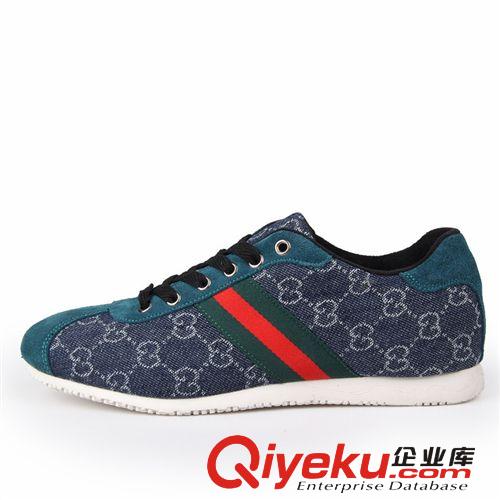 時(shí)尚板鞋 韓版新款男士布鞋 時(shí)尚耐磨帆布鞋單鞋 實(shí)體批發(fā) 淘寶一件代發(fā)