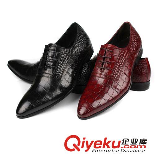 2014年 新款的 潮流男士單鞋全牛皮精致套腳真皮圓頭軟底別致風(fēng)格舒適軟底37