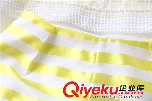 第3期新款套裝 2014歐美兩件套女裝時尚條紋釘珠中袖上衣 短褲套裝原始圖片3