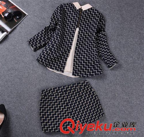 第3期新款套裝 2014秋冬新款歐洲站女裝代理批發(fā)服飾格子短褲薄款棉套裝原始圖片2