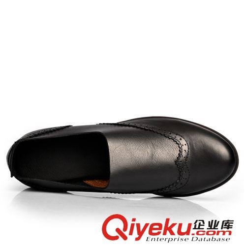 男鞋 批發(fā)廣州男鞋英倫時(shí)尚布洛克皮鞋真皮套腳懶人鞋韓版休閑鞋男單鞋原始圖片3