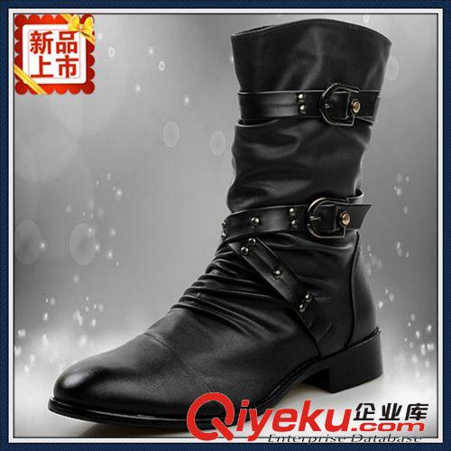 韓版皮鞋 時(shí)尚潮流男靴子英倫男靴子尖頭皮靴男韓版軍靴男靴子時(shí)尚靴馬丁靴