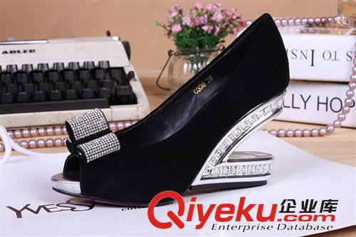 春季熱賣款 2014{zx1}D家魚嘴zp坡跟異形跟涼鞋水鉆裝飾gd女鞋一件代發(fā)原始圖片2