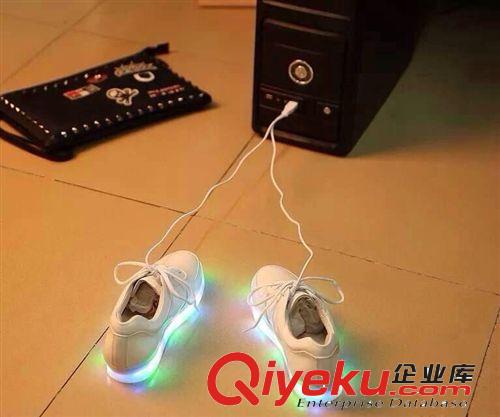 女鞋 現貨歐美gdzp七色夜光彩燈鞋發光球鞋USB充電情侶男女休閑鞋原始圖片2