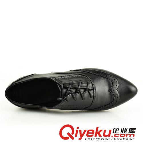 單鞋 2014新款頭層牛皮女單鞋英倫雕花平底學(xué)院風(fēng)尖頭單鞋原始圖片2