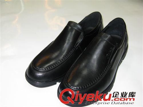 2014新款經(jīng)典真皮男鞋 【一件代發(fā)】頭層牛皮精致做工商務(wù)休閑男鞋時(shí)尚舒適精品真皮皮鞋原始圖片3