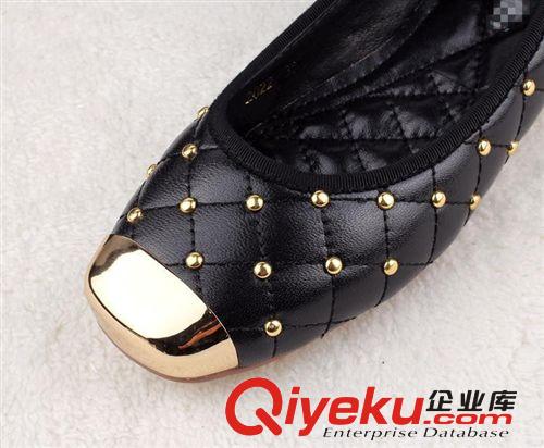 6.1~6.30上架 外貿(mào)dp新款單鞋 淺口方頭鉚釘羊皮女鞋 街拍金屬拼色大碼休閑鞋原始圖片3