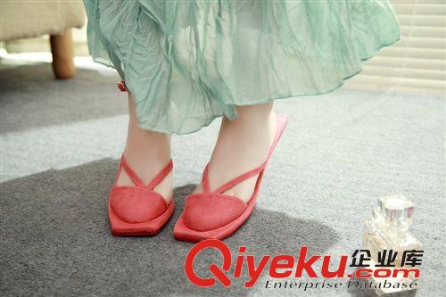3.1~3.31上架 巴黎走秀款女鞋 歐美真皮包頭鏤空夾趾高跟鞋 防水臺涼鞋批發(fā)原始圖片3